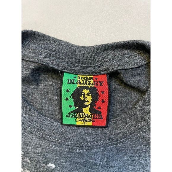 Bob Marley Smoking Weed Graphic T-shirt Women Small Gray Short Sleeve Music - Picture 4 of 6